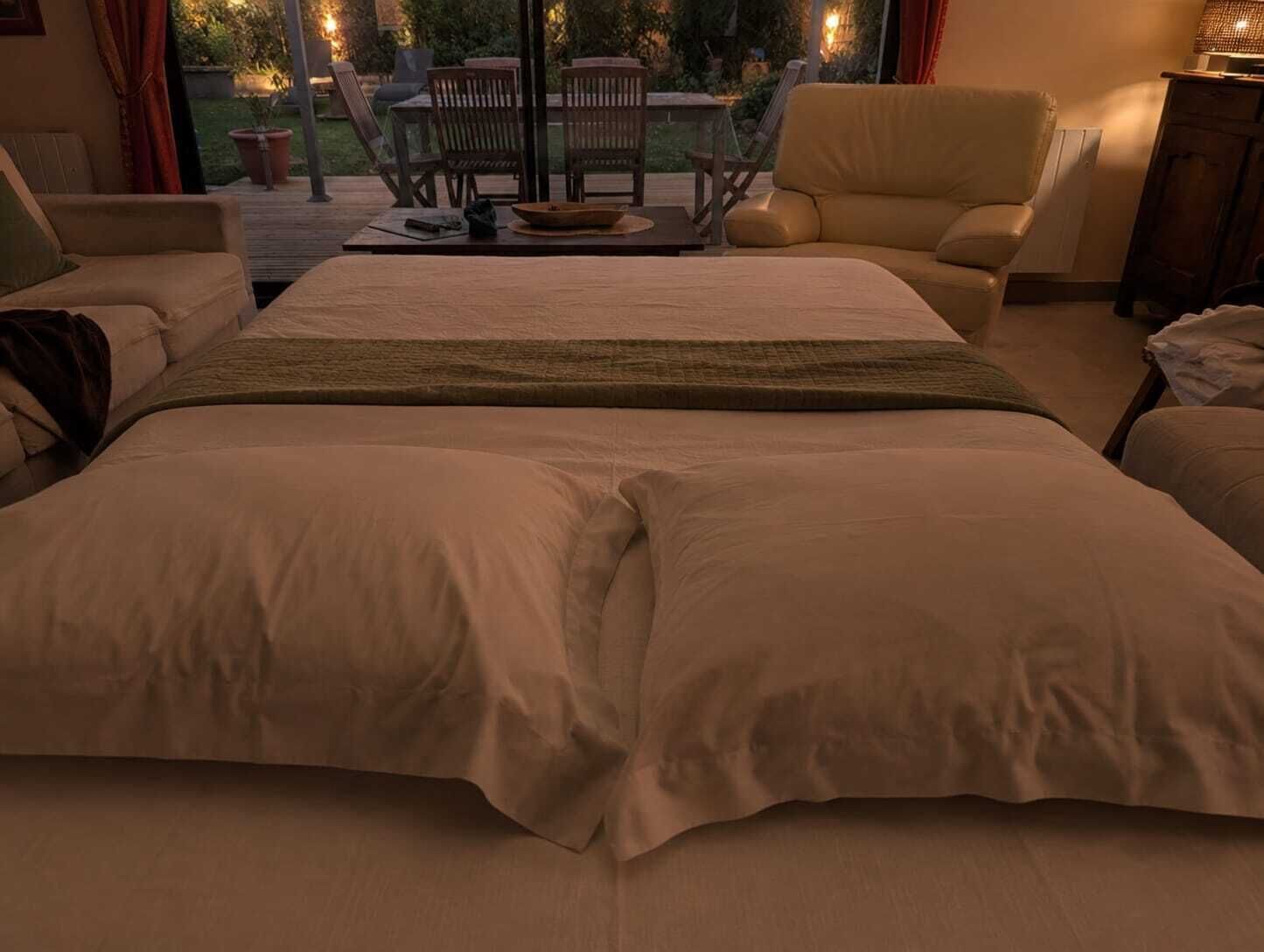 2 chambres, fer et planche à repasser, lit parapluie, Wi-Fi gratuit