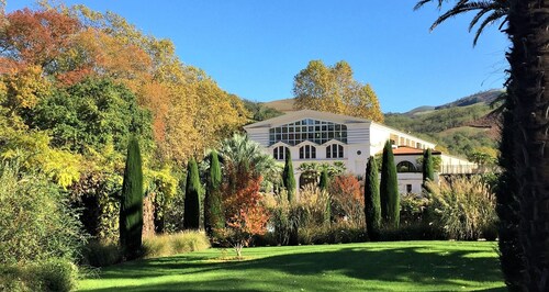 BaskoParadis I Eco-Gite I Lumineux I Lit 160 I Terrasse I Vue panoramique I Ânes