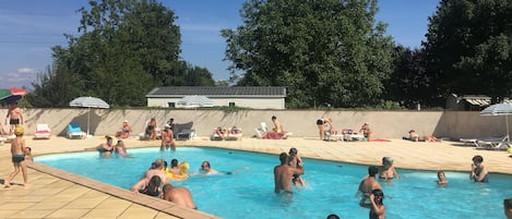Indoor pool, outdoor pool
