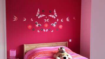 3 chambres, fer et planche Ă repasser, Wi-Fi gratuit, draps fournis