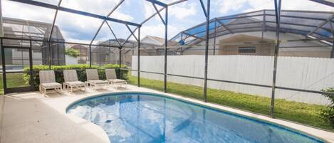 Ferienhaus, 4 Schlafzimmer | Außenpool