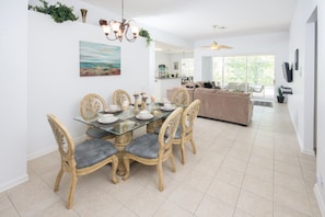 House, 5 Bedrooms | In-room dining - Windsor Hills 2643 (Kissimmee)