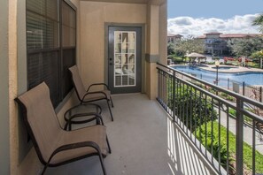 Διαμέρισμα (Condo), 3 Υπνοδωμάτια | Βεράντα/αίθριο