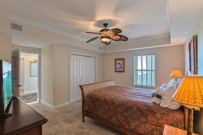 Condo, 3 Bedrooms