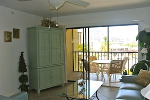 Condo, 2 Bedrooms | 2 bedrooms, iron/ironing board, free WiFi - Fort Myers Beach Area 7327 - 302 (Fort Myers Beach)