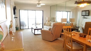 Interior detail - Fort Myers Beach Area 7500 - 1103 (Fort Myers Beach)