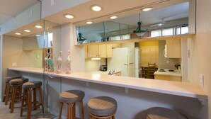Private kitchen - Fort Myers Beach Area 7500 - 1103 (Fort Myers Beach)