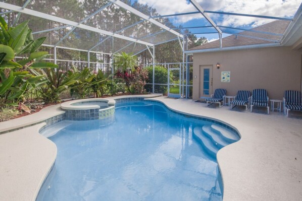 House, 5 Bedrooms | Indoor pool