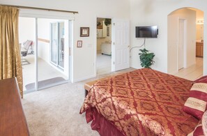 Talo, 4 makuuhuonetta | 4 makuuhuonetta, ilmainen Wi-Fi