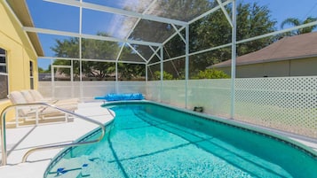 House, 5 Bedrooms | Indoor pool | Outdoor pool