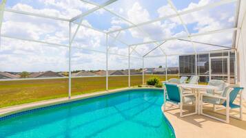 House, 4 Bedrooms | Indoor pool | Outdoor pool, sun loungers