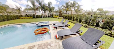 Casa, 5 habitaciones | Alberca al aire libre | Alberca al aire libre