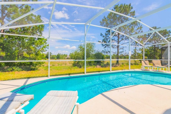 House, 5 Bedrooms | Outdoor pool
