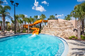 Outdoor pool - Solterra 4043 (Davenport)