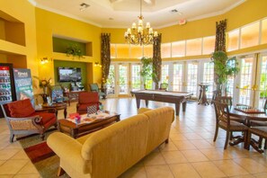 House, 4 Bedrooms | Lobby lounge