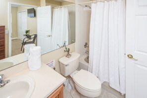 House, 4 Bedrooms | Bathroom - Solana Resort 220 (Davenport)