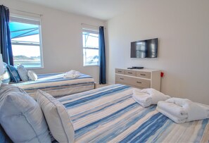 House, Multiple Beds