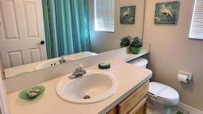 Villa, 3 Bedrooms | Bathroom | Hair dryer, towels