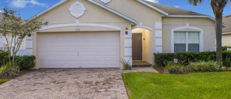 Casa, 4 quartos | Fachada da propriedade