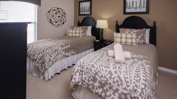 House, 4 Bedrooms | 4 bedrooms, free WiFi