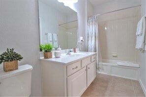 Ferienhaus, 6 Schlafzimmer | Badezimmer