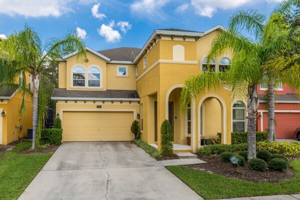 Talo, 6 makuuhuonetta | Majoituspaikan julkisivu