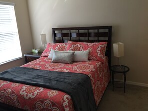 Condo, 2 Bedrooms