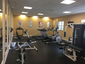 公寓式客房, 2 间卧室 | 健身房