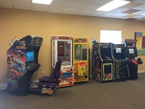 Condo, 2 Bedrooms | Game room