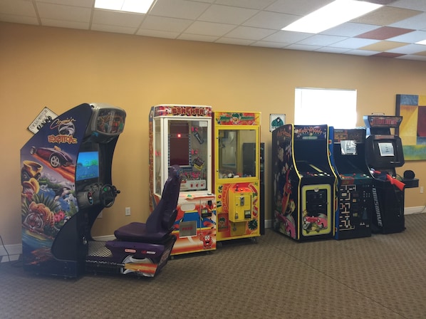 Condo, 2 Bedrooms | Games room