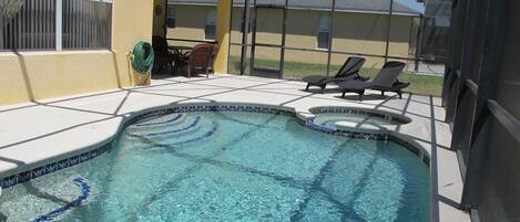 Hus - 5 soveværelser | Indendørs pool | Udendørs pool