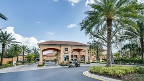 Townhome, 3 Bedrooms | Front of property