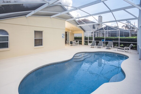 House, 3 Bedrooms | Indoor pool