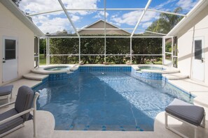 House, 4 Bedrooms | Indoor pool