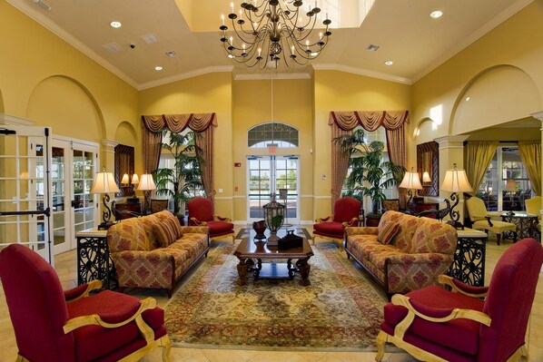 Condo, 3 Bedrooms | Lobby sitting area