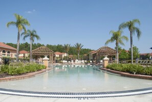 House, 4 Bedrooms | Outdoor pool