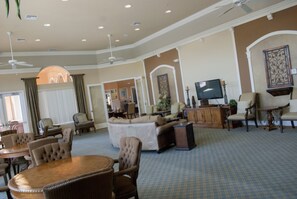 Maison, 4 chambres | Intérieur
