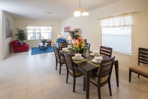 Casa, 5 habitaciones | Servicio a la habitación