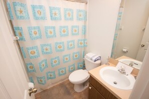 Townhome, 3 Bedrooms | Bathroom - Fiesta Key 1292 (Kissimmee)