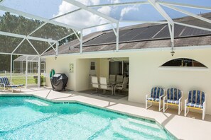 House, 3 Bedrooms | Indoor pool | Outdoor pool, sun loungers - Bridgewater Crossing 406 (Davenport)