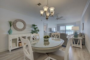 Condo, 2 Bedrooms | In-room dining
