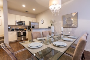Townhome, 3 Bedrooms | In-room dining - Lucaya Village 5362 B18.102 (Kissimmee)