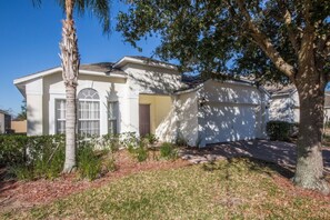 Talo, 4 makuuhuonetta | Majoituspaikan julkisivu