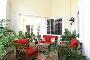 Condo, 4 habitaciones | Cobertizo