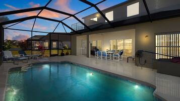 獨棟房屋, 4 間臥室 | 室內游泳池 | 室外游泳池