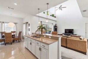 Interior detail - Cumbrian Lakes 1204 (Kissimmee)