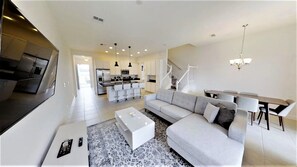 Townhome, 5 Bedrooms | Living area | Flat-screen TV