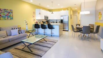 Townhome, 3 Bedrooms | Living area | Flat-screen TV