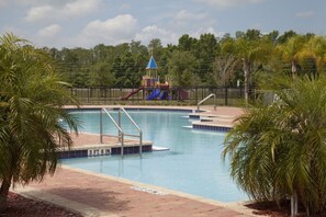 Outdoor pool - Crystal Cove 4741 (Kissimmee)