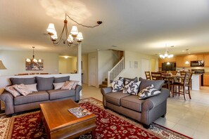 Talo, 5 makuuhuonetta | Oleskelualue